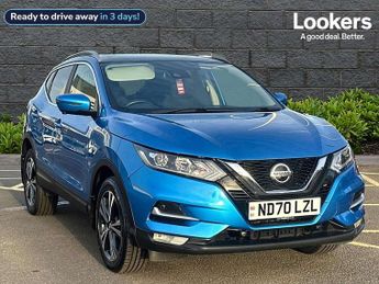 Nissan Qashqai 1.3 DiG-T N-Connecta 5dr [Glass Roof Pack]