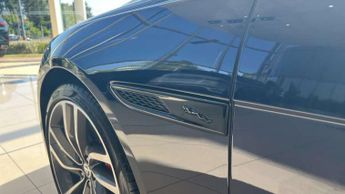 Jaguar XF Sportbrake 2.0 D200 R-Dynamic HSE Black 5dr Auto