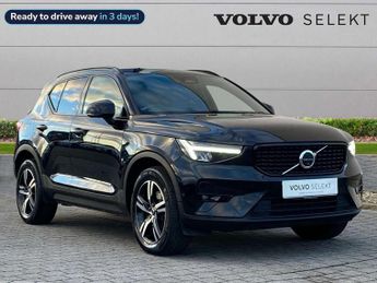 Volvo XC40 2.0 B3P Plus Dark 5dr Auto