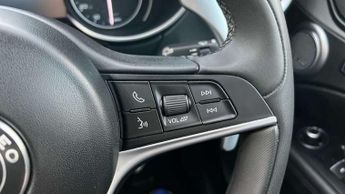 Alfa Romeo Stelvio 2.2 D 210 Ti 5dr Auto