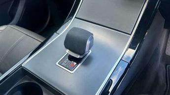Land Rover Range Rover Velar 2.0 P400e Dynamic SE 5dr Auto