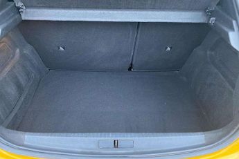 Peugeot 208 1.2 PureTech 100 Allure Premium + 5dr