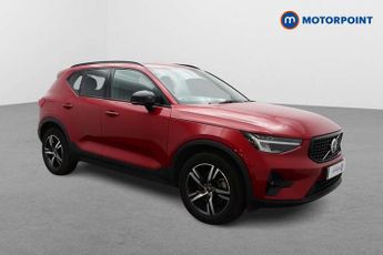 Volvo XC40 2.0 B3P Plus Dark 5dr Auto