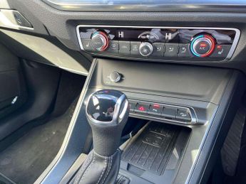 Audi Q3 35 TFSI Black Edition 5dr S Tronic [20" Alloy]