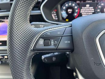 Audi Q3 35 TFSI Black Edition 5dr S Tronic [20" Alloy]