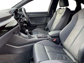 Audi Q3 35 TFSI Black Edition 5dr S Tronic [20" Alloy]