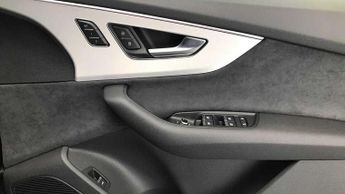 Audi Q7 50 TDI Quattro S Line 5dr Tiptronic
