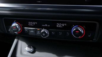 Audi Q3 35 TFSI Black Edition 5dr S Tronic [20" Alloy]