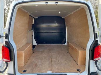 Volkswagen Transporter 2.0 TDI 110 Startline Van
