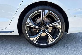 Audi A4 Avant 35 TFSI Black Edition 5dr S Tronic
