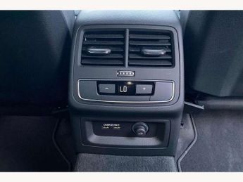 Audi A4 Avant 35 TDI Black Edition 5dr S Tronic