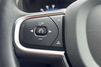 Volvo XC60 2.0 B5P Core 5dr AWD Geartronic