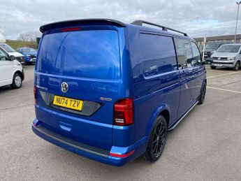 Volkswagen Transporter 2.0 BiTDI 204 Highline Kombi Van 4MOTION DSG