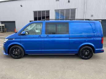 Volkswagen Transporter 2.0 BiTDI 204 Highline Kombi Van 4MOTION DSG