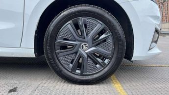 Skoda Fabia 1.0 TSI 116 Design Edition 5dr DSG