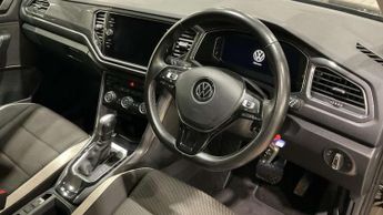 Volkswagen T-Roc 1.5 TSI EVO SEL 5dr DSG