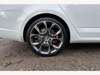 Skoda Octavia vRS 2.0 TSI 245 vRS 5dr DSG [Black Pack]