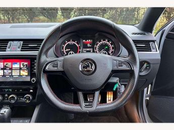 Skoda Octavia vRS 2.0 TSI 245 vRS 5dr DSG [Black Pack]