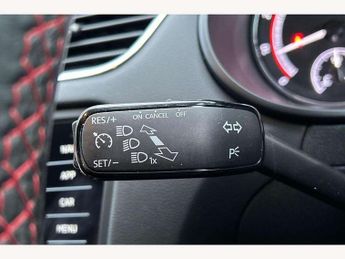 Skoda Octavia vRS 2.0 TSI 245 vRS 5dr DSG [Black Pack]