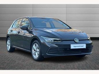 Volkswagen Golf 1.5 eTSI Life 5dr DSG