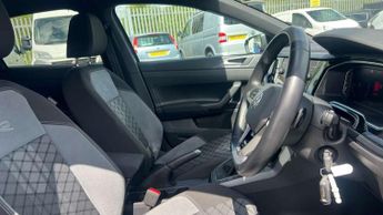 Volkswagen Polo 1.0 TSI 110 R-Line 5dr DSG