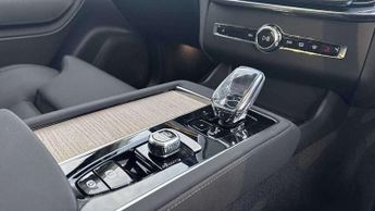 Volvo XC90 2.0 B5P Plus Dark 5dr AWD Geartronic
