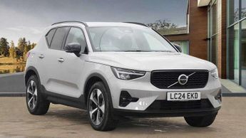 Volvo XC40 2.0 B4P Plus Dark 5dr Auto