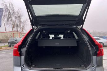 Volvo XC60 2.0 B5P [250] R DESIGN 5dr Geartronic