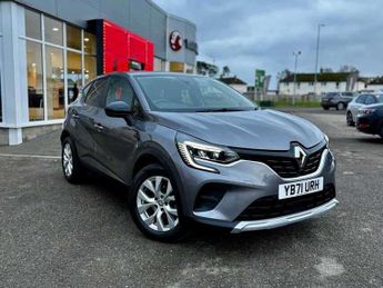 Renault Captur 1.3 TCE 140 Iconic 5dr