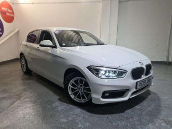 BMW 116 116d SE Business 5dr [Nav/Servotronic]