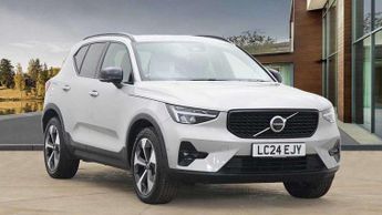 Volvo XC40 2.0 B4P Plus Dark 5dr Auto