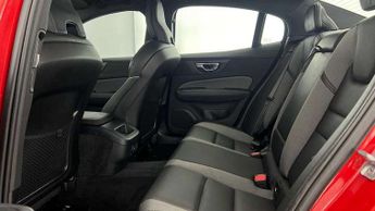 Volvo S60 2.0 B5P R DESIGN 4dr Auto