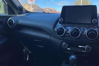 Nissan Juke 1.0 DiG-T 114 N-Connecta 5dr DCT
