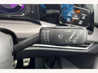 Volkswagen Golf 2.0 TDI 200 GTD 5dr DSG