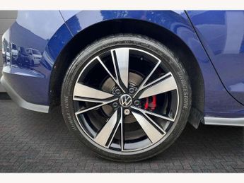 Volkswagen Golf 2.0 TDI 200 GTD 5dr DSG