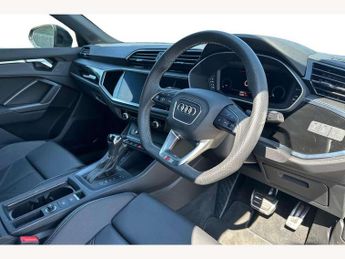 Audi Q3 35 TFSI Black Edition 5dr S Tronic [20" Alloy]