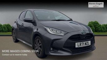 Toyota Yaris 1.5 Hybrid Design 5dr CVT