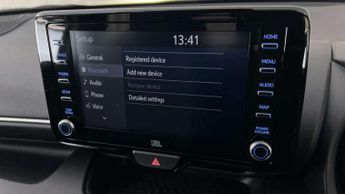 Toyota Yaris 1.5 Hybrid Dynamic 5dr CVT