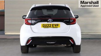 Toyota Yaris 1.5 Hybrid Dynamic 5dr CVT