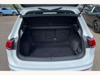 Volkswagen Tiguan 2.0 TDI 4Motion R-Line 5dr DSG