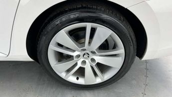 Skoda Superb Estate 2.0 TDI CR 190 SE L 5dr DSG