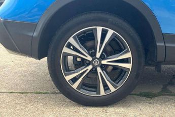 Nissan Qashqai 1.3 DiG-T N-Connecta 5dr