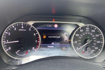 Nissan Juke 1.0 DiG-T 114 Tekna 5dr