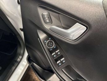 Ford Puma 1.0 EcoBoost Titanium 5dr Auto