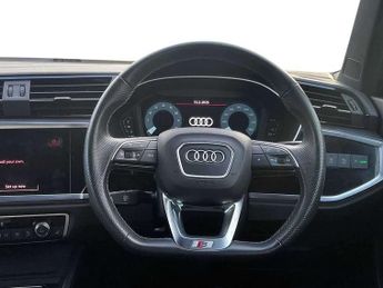 Audi Q3 35 TFSI Black Edition 5dr