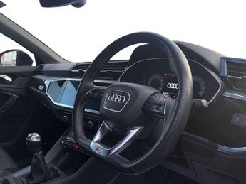 Audi Q3 35 TFSI Black Edition 5dr