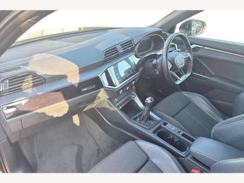 Audi Q3 35 TFSI Black Edition 5dr