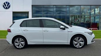 Volkswagen Golf 1.5 eTSI 150 Style 5dr DSG