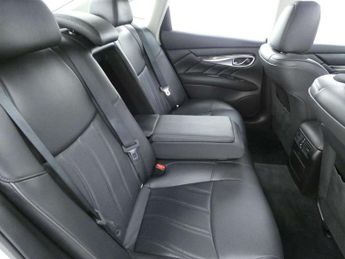 Infiniti Q70 3.5h Premium Tech 4dr Auto