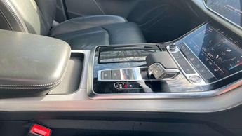 Audi Q7 50 TDI Quattro S Line 5dr Tiptronic